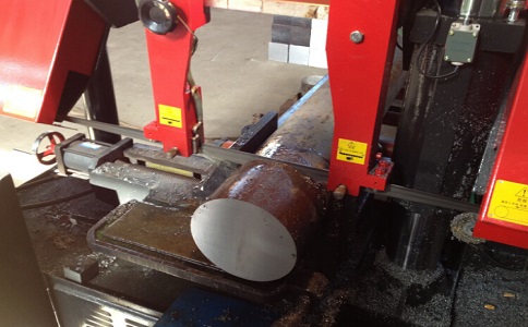 晴隆卧式带锯床加工时出现明显振荡如何排查？